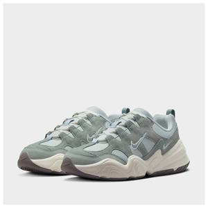 나이키 DR9761-001 W TECH HERA