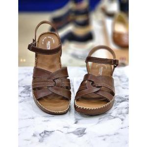 허시파피 세이브존05 여성3Cm고무창굽메리제인샌들 IOXLCSDP033