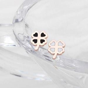 14K 금침 럭키 로즈골드 클로버 에폭시 피어싱