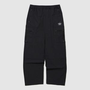 엄브로바지 VQA UQ323CPT95-BLK 면터치 나일론 카고 스트레이트 팬츠 BLACK