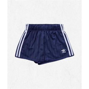 아디다스 ADIDAS 핀스트라이프 새틴 숏 팬츠 - 다크블루 KC4235 2437538