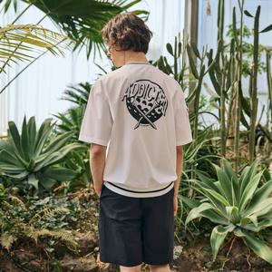 챌린저 남성 썸머쿨 스트레치 빅프린트 반팔 우븐탑 화이트 CHE2MWT5219WH