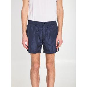 몽클레어 로고 패치 스윔 쇼츠 L10912C00014 53326 743