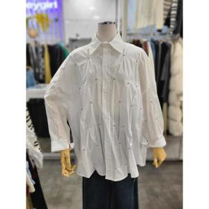 밸리걸 세이브존01 스터드 화이트 오버핏 코튼 긴팔 셔츠 618440