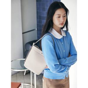 [빈폴ACC] 아이비 가죽 토트백 - 아이보리 (BE62D3M520)