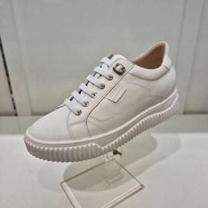 엘칸토 HC11 소가죽 여성 스니커즈 S2Y0U61V310