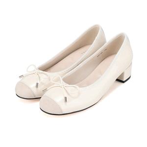 [BABARA] 바바라 발레리나 콤비 리본 펌프스 BBJ104IV