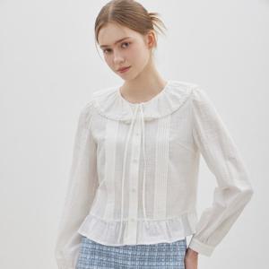 [씨씨콜렉트] 레이스 핀턱 블라우스_C261MSC003