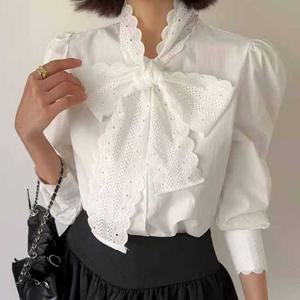 [드넬]펀칭리본블라우스DWB61123A