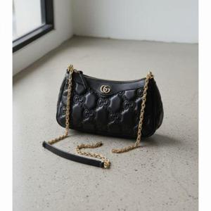 구찌 GG 마틀라세 레더 핸드백 숄더백 735049 UM8HG 1046