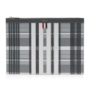 [톰브라운] 남성 페블 그레인 마드라스 클러치 MAC155A L0041 980