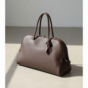 자크뮈스 르 그랜드 투리스모 볼링백 JACQUEMUS LE GRAND TURISMO BAU00427AC03A03 880