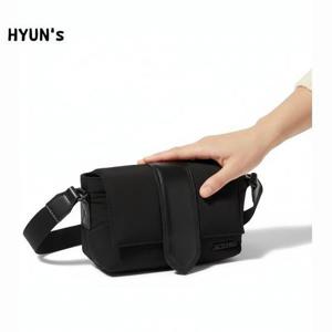 JACQUEMUS 25FW LE PETIT MESSENGER BAMBIN (BAM00373AW00424 990) (르 쁘띠 메신저 백 밤비노)