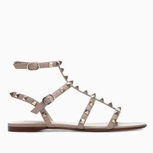 발렌티노 SS 락스터드 슬라이드 샌들 파우더 PW2S0A05VOD P45