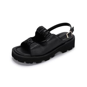 엠.무크 마룬 셔링 캐주얼 플랫폼샌들 블랙 516423508ZA