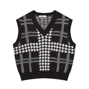여성)  하운드 투스 체크 니트베스트(오버핏)_AM4WSW855-BK