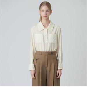 [샤틴]카라넥 레이스 배색포인트 블라우스S243M258A03_JK