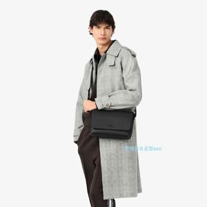 [라코스테]26SS NEW 멘즈클래식 메신저백 KP NH4645H56G000