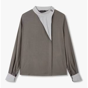 [엠포리오 아르마니]여성 배색 패치 히든 버튼업 블라우스(A525303513)