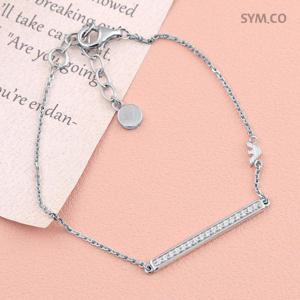 알마니 EG3592 독수리 엠블럼 ID 바 체인 여자 실버 팔찌 d