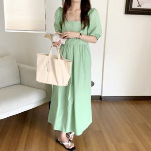 [드레스날다]좋아해뒷트임 스퀘어 퍼프 롱 원피스(mops1534)