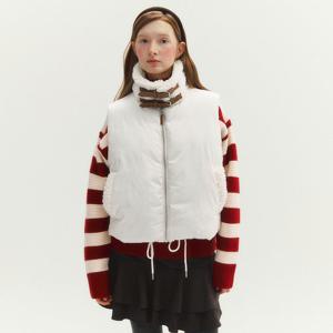 [마리끌레르] [정가179,000원] 퍼카라 레더 비죠 패딩 베스트(MAFDVT09NIV)