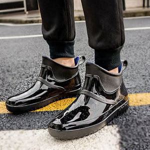 장마 대비 남녀공용 방수 장화 심플 디자인 레인부츠