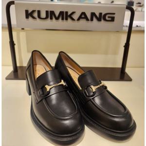 금강제화 랜드로바 로렐 LAUPUC5242WK1여성 로퍼힐 6cm(화이트 블랙)