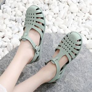 [브이와이][VY] 여성 트립 탄력 바캉스룩 폭신한 코지 젤리샌들_