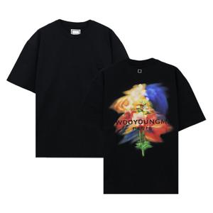 우영미 스웨잉 플라워 남성 반팔티셔츠 W243TS06715B