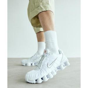 나이키 샥스 TL 맨즈 화이트 앤 맥스 오렌지 AV3595-100