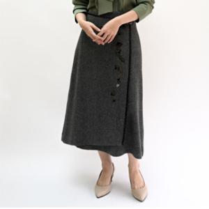 [비꼴리끄(여성)]울 A라인 랩 스커트 B234WK3020