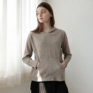 [요이츠](택가 158000원)[요이츠] 소프트 기모 플리츠 후드 티셔츠_YH11WRPBL01