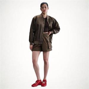 나이키 스포츠웨어 에센셜 우븐 여성 하이웨이스트 5인치 카고 쇼츠 HM6983-004 1532442