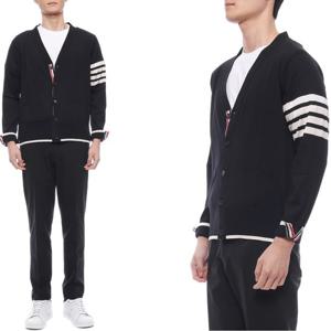 [톰브라운] 25SS 남성 사선 스트라이프 울 가디건 (MKC002D Y1014 001 25