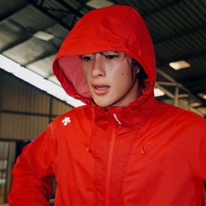 [데상트공식] [홍태준 착용] 러닝 2.5LAYER 집업 자켓 SR221RWB43