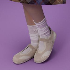 [폴더 하이라이트] 툴레아 밴딩 플랫 스웨이드 아이보리 / FLOTGA1W21