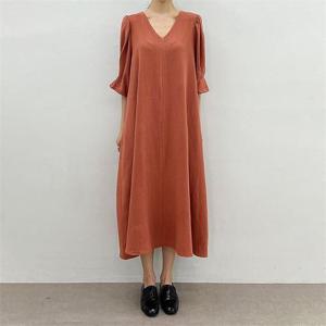 [강물처럼]아이우먼 엣지브이넥모던원피스 SMO179M304 빅사이즈