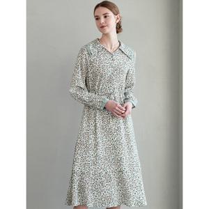 [레코브][레코브] 플라워 배색 더블 카라 원피스(LC61D3OP512X)