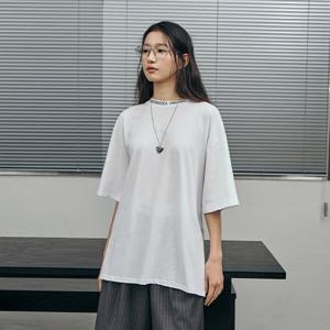 [랩]넥 레터링 오버핏티셔츠 AR2CT471