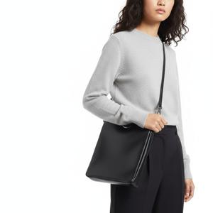 VALENTINO VLOGO 플랫 백 (5Y0B0C95 XSK 0NO  5Y2B0C95 XSK 0NO)