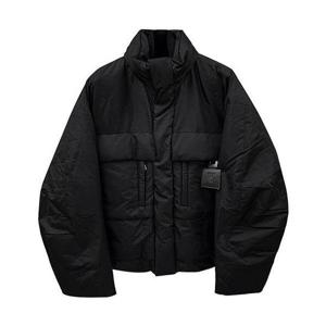 WOOYOUNGMI [우영미] 레더 로고 패치 구스다운 패딩 블랙 남성 자켓 W243DN01958BTSH