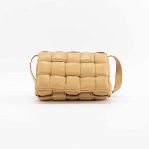 보테가베네타 연예인 명품 카세트백 591970VCQR12700