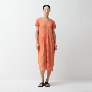 [플리츠미][플리츠미] 루즈핏 V넥 쉬폰 원피스_EPOPM024I49