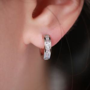 시후주얼리 시뮬럿다이아 미니 베이직 링귀걸이 EC070E