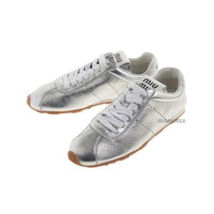 [미우미우] SS25 여성 플럼 모르도어 스니커즈 5E114E XQL F0118