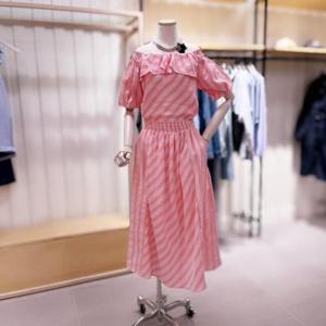 [시에로]SF2DBSHF102_스모킹 오프숄더 블라우스