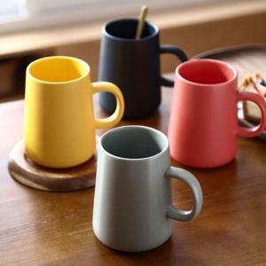 온나 도자기 카페 머그컵 머그잔