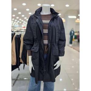 [더아이잗]스트링 후디드 사파리 롱 점퍼 IR9M0JP711BK10