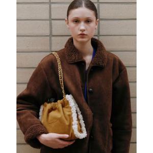 [질스튜어트핸드백]브라운 스웨이드 가죽 체인숄더백 S JABA6E153 W2